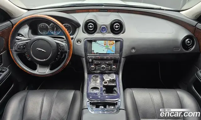 Jaguar XJ 2012 3.0 автомат (гидро), миниатюра 7 Jaguar XJ 2012 3.0 автомат (гидро), миниатюра 7