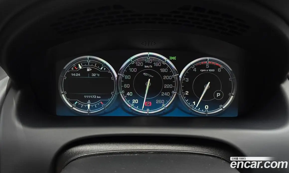 Jaguar XJ 2012 3.0 автомат (гидро), фото 8 Jaguar XJ 2012 3.0 автомат (гидро), фото 8