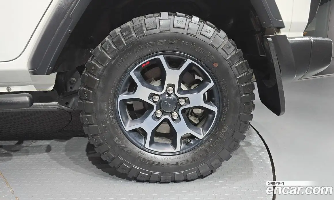 Jeep Wrangler 2019 2.0 автомат (гидро), фото 7 Jeep Wrangler 2019 2.0 автомат (гидро), фото 7