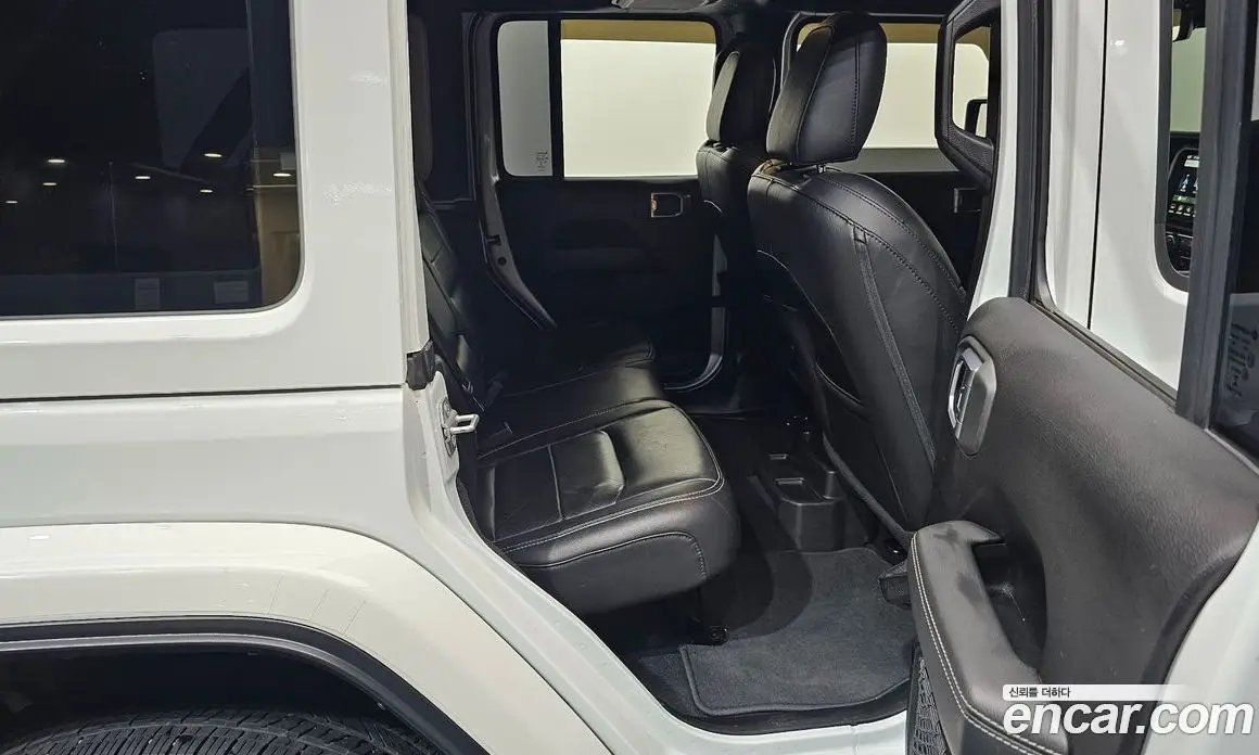 Jeep Wrangler 2019 2.0 автомат (гидро), фото 17 Jeep Wrangler 2019 2.0 автомат (гидро), фото 17