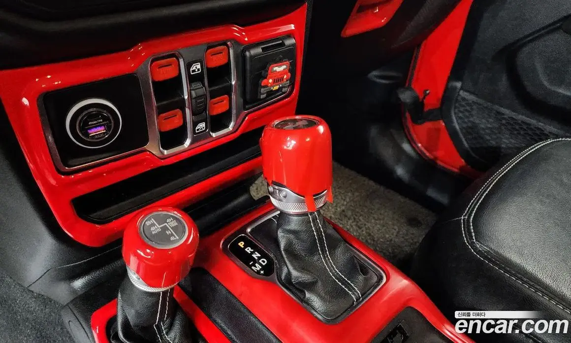 Jeep Wrangler 2021 2.0 автомат (гидро), фото 12 Jeep Wrangler 2021 2.0 автомат (гидро), фото 12