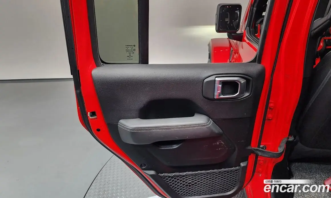 Jeep Wrangler 2021 2.0 автомат (гидро), фото 15 Jeep Wrangler 2021 2.0 автомат (гидро), фото 15