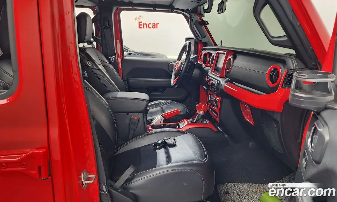 Jeep Wrangler 2021 2.0 автомат (гидро), фото 16 Jeep Wrangler 2021 2.0 автомат (гидро), фото 16