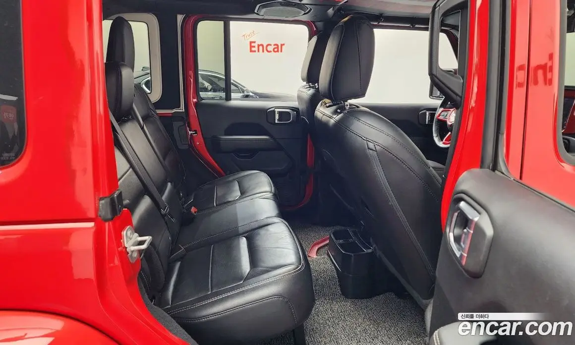 Jeep Wrangler 2021 2.0 автомат (гидро), фото 17 Jeep Wrangler 2021 2.0 автомат (гидро), фото 17