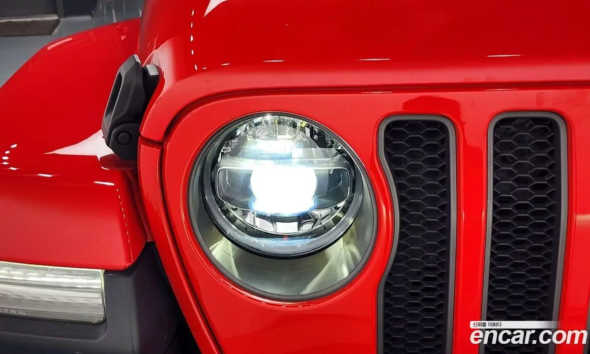 Jeep Wrangler 2021 2.0 автомат (гидро), фото 8 Jeep Wrangler 2021 2.0 автомат (гидро), фото 8