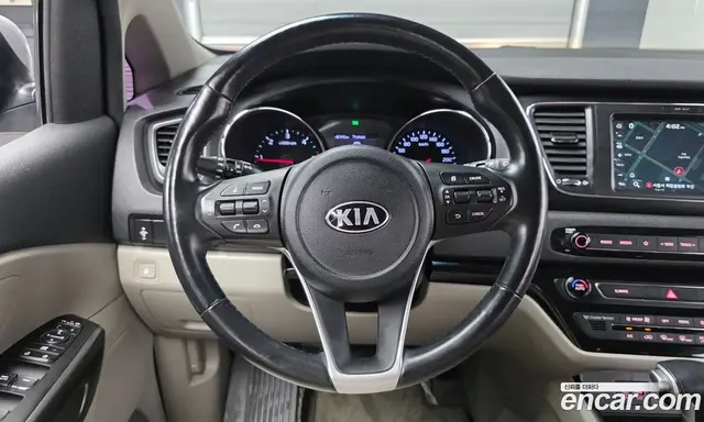 Kia Carnival 2020 2.2 автомат (гидро), миниатюра 12