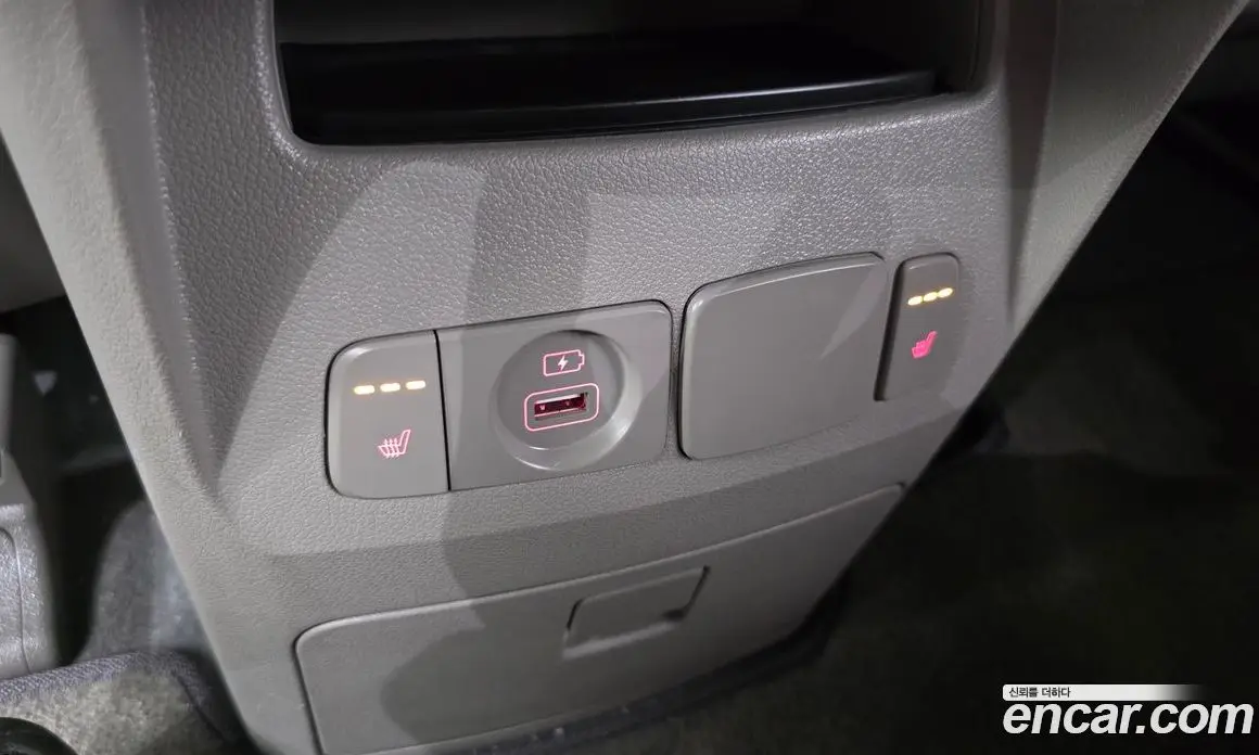 Kia Carnival 2020 2.2 автомат (гидро), фото 20 Kia Carnival 2020 2.2 автомат (гидро), фото 20