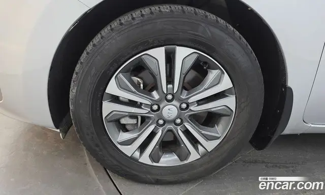 Kia Carnival 2020 2.2 автомат (гидро), миниатюра 5 Kia Carnival 2020 2.2 автомат (гидро), миниатюра 5