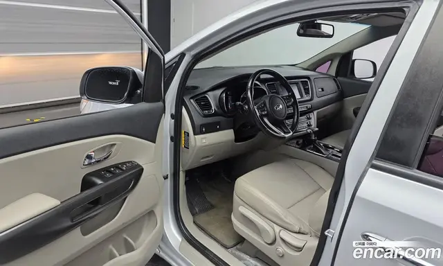 Kia Carnival 2020 2.2 автомат (гидро), миниатюра 10 Kia Carnival 2020 2.2 автомат (гидро), миниатюра 10