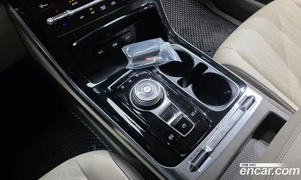 Kia Carnival 2022 3.5 автомат (гидро), фото 9