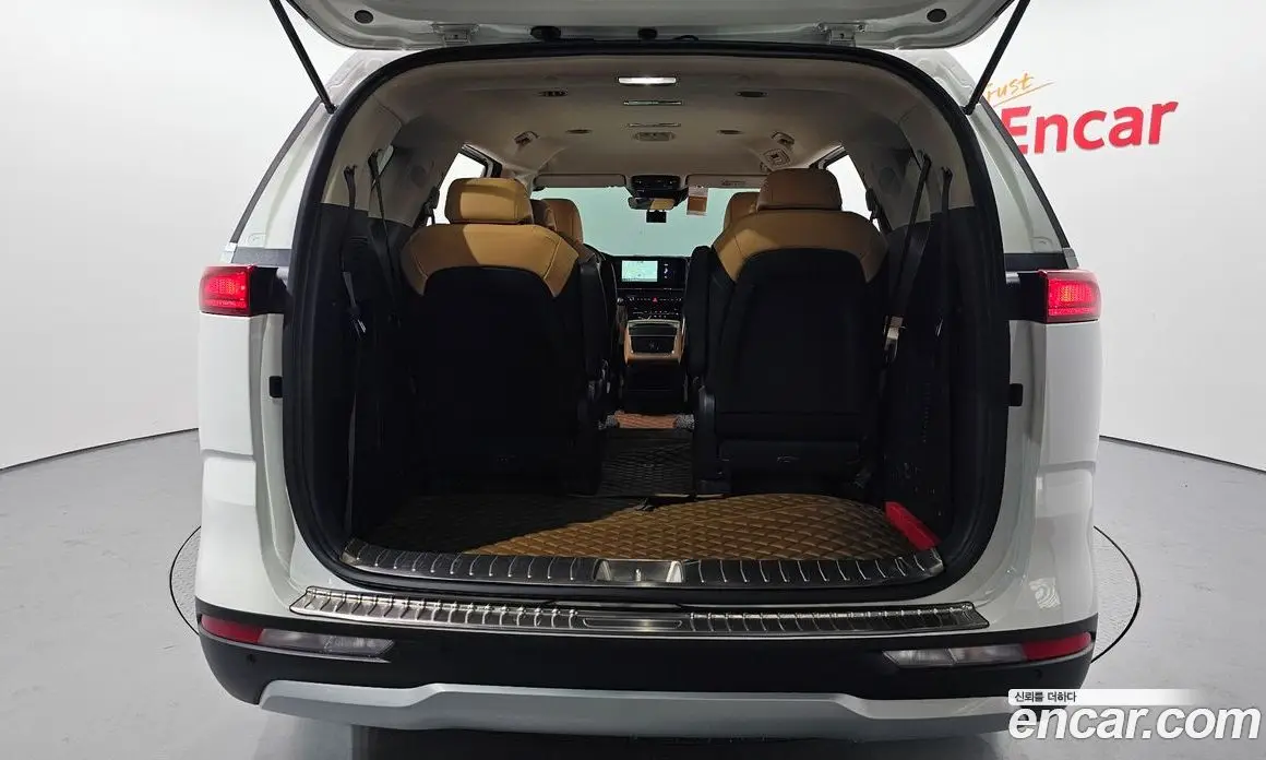 Kia Carnival 2023 3.5 автомат (гидро), фото 20 Kia Carnival 2023 3.5 автомат (гидро), фото 20