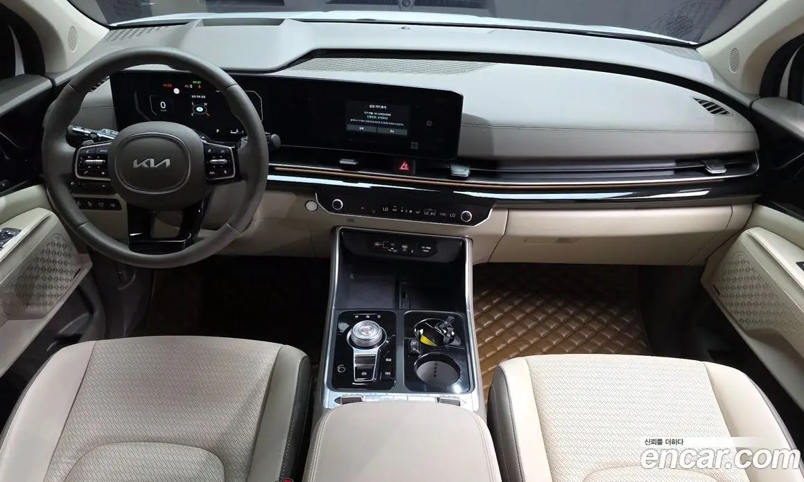 Kia Carnival 2024 3.5 автомат (гидро), фото 7 Kia Carnival 2024 3.5 автомат (гидро), фото 7