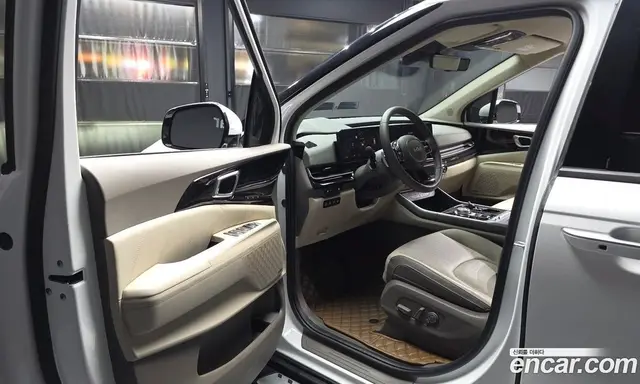 Kia Carnival 2024 3.5 автомат (гидро), миниатюра 10 Kia Carnival 2024 3.5 автомат (гидро), миниатюра 10