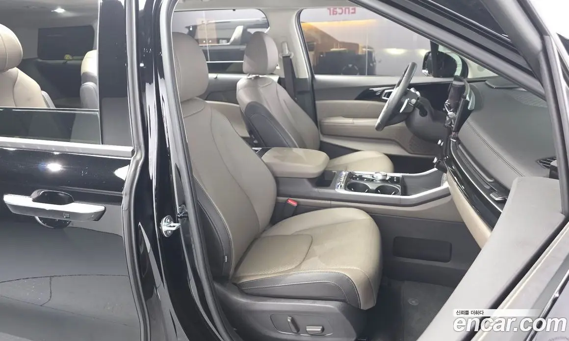 Kia Carnival 2024 1.6 автомат (гидро), фото 16 Kia Carnival 2024 1.6 автомат (гидро), фото 16