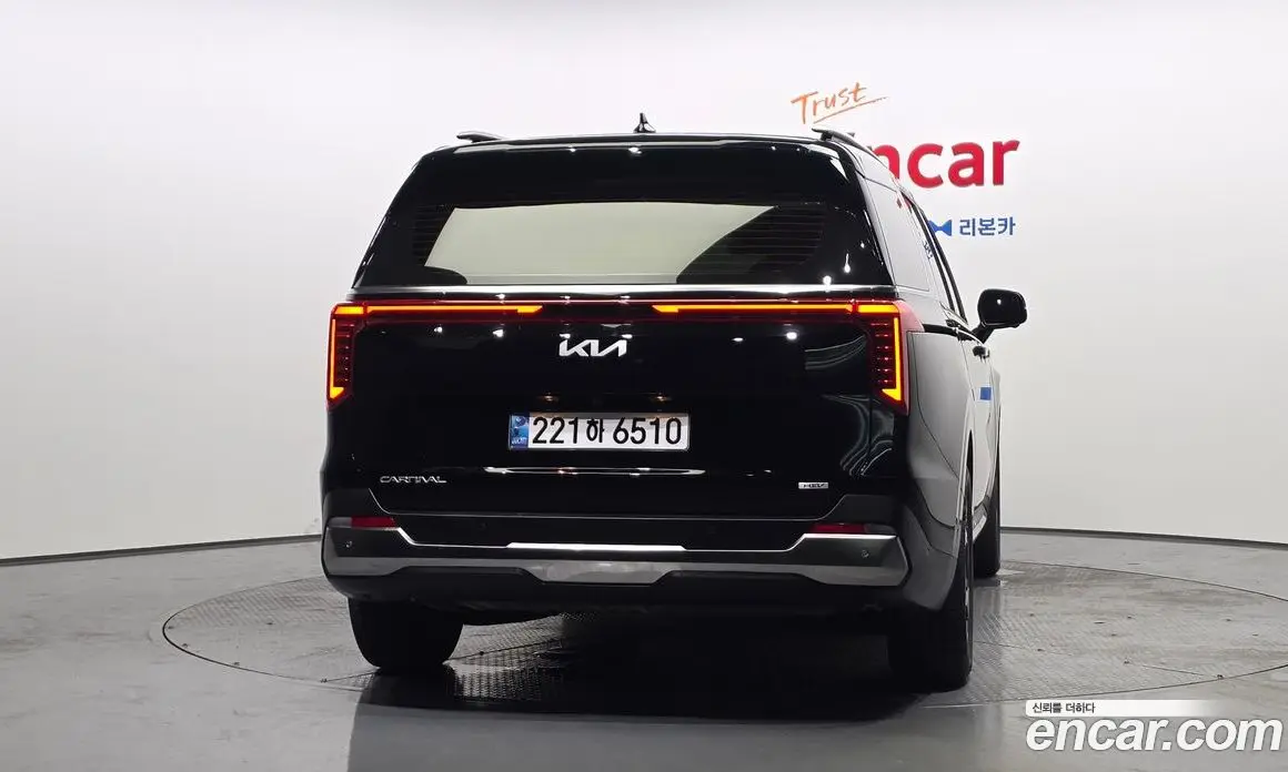 Kia Carnival 2024 1.6 автомат (гидро), фото 4 Kia Carnival 2024 1.6 автомат (гидро), фото 4
