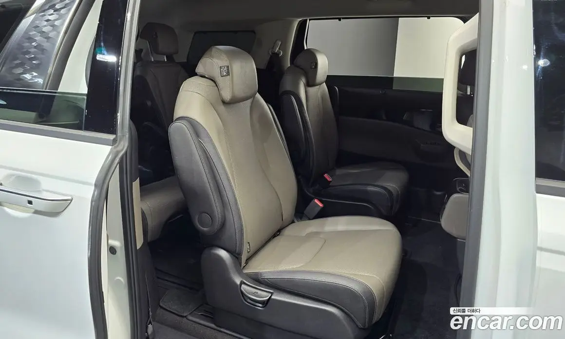 Kia Carnival 2024 2.2 автомат (гидро), фото 16 Kia Carnival 2024 2.2 автомат (гидро), фото 16