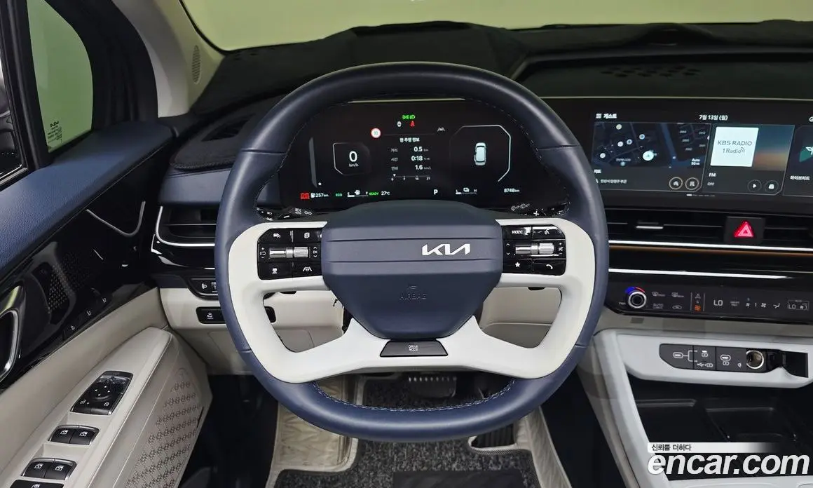Kia Carnival 2025 1.6 автомат (гидро), фото 19