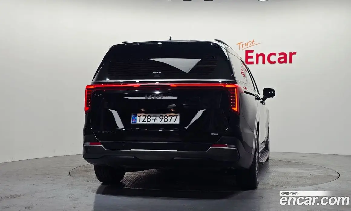 Kia Carnival 2025 1.6 автомат (гидро), фото 4