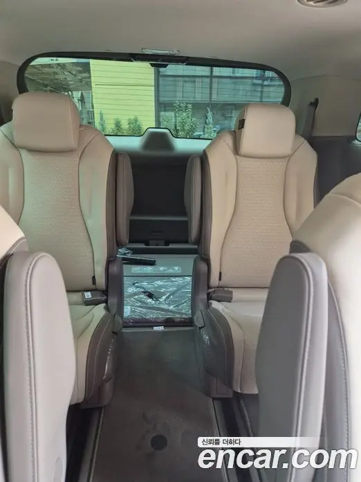 Kia Carnival 2026 1.6 автомат (гидро), фото 14 Kia Carnival 2026 1.6 автомат (гидро), фото 14