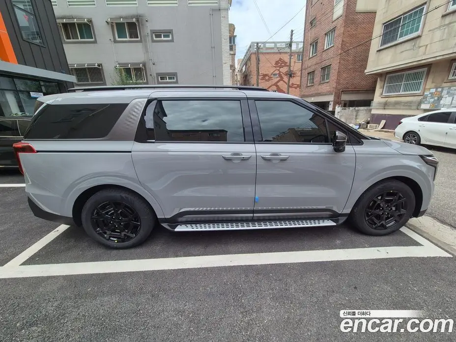 Kia Carnival 2026 1.6 автомат (гидро), фото 4 Kia Carnival 2026 1.6 автомат (гидро), фото 4