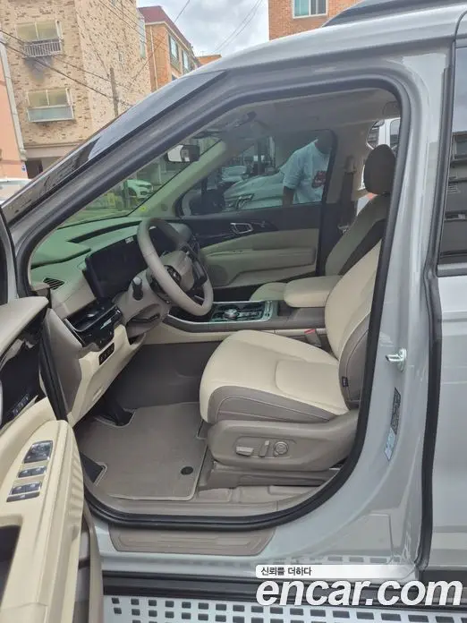 Kia Carnival 2026 1.6 автомат (гидро), фото 9 Kia Carnival 2026 1.6 автомат (гидро), фото 9