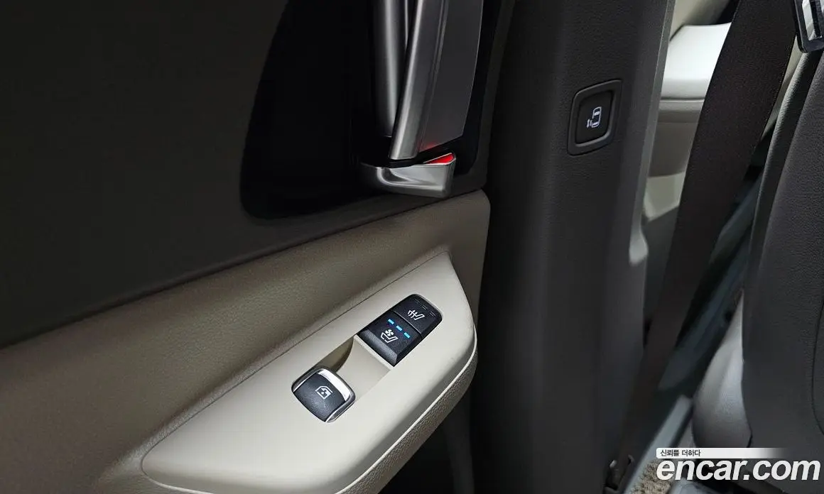 Kia Carnival 2026 1.6 автомат (гидро), фото 33
