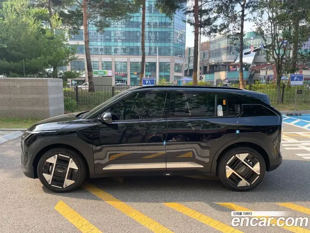 Kia EV3 2026 автомат (гидро), миниатюра 3 Kia EV3 2026 автомат (гидро), миниатюра 3