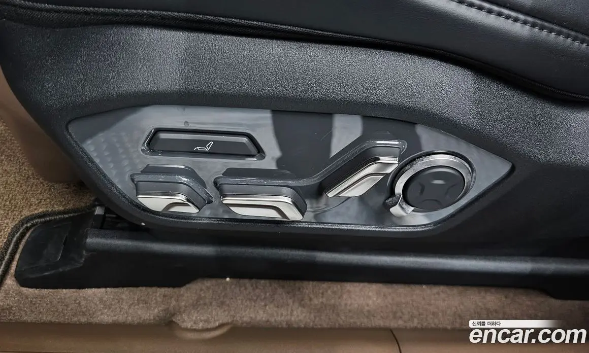 Kia EV9 2023 0.2 автомат (гидро), фото 30 Kia EV9 2023 0.2 автомат (гидро), фото 30