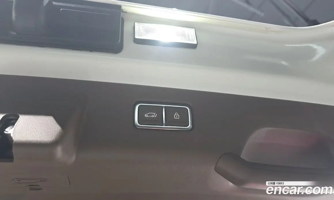 Kia EV9 2023 0.2 автомат (гидро), фото 22 Kia EV9 2023 0.2 автомат (гидро), фото 22