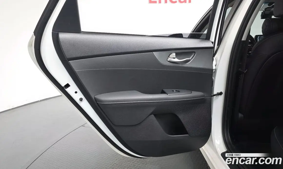 Kia K3 2019 1.6 автомат (гидро), фото 14 Kia K3 2019 1.6 автомат (гидро), фото 14
