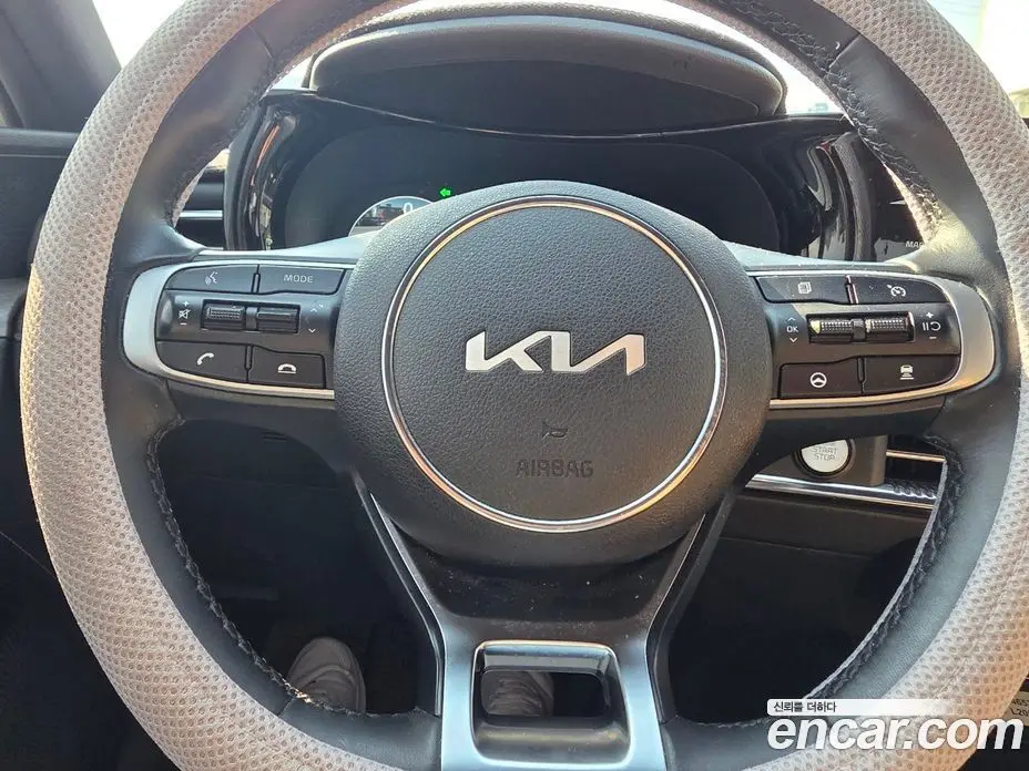 Kia K5 (Optima) 2023 1.6 автомат (гидро), фото 8 Kia K5 (Optima) 2023 1.6 автомат (гидро), фото 8