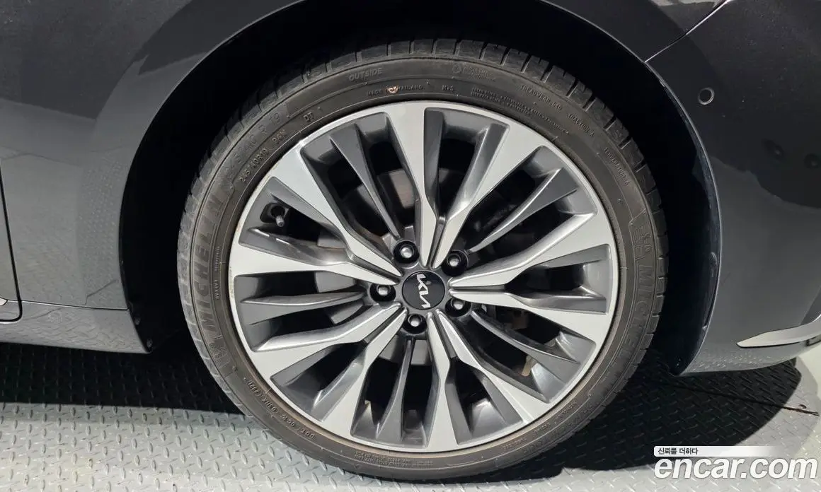 Kia K8 2022 2.5 автомат (гидро), фото 5 Kia K8 2022 2.5 автомат (гидро), фото 5