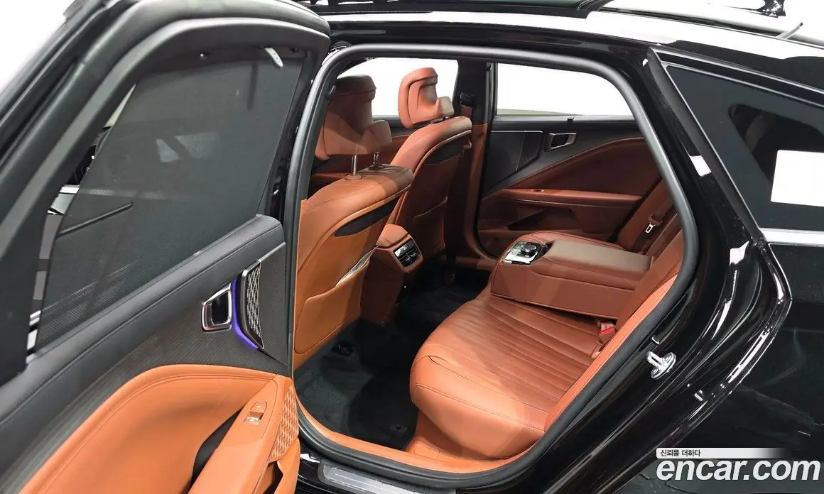 Kia K8 2024 1.6 автомат (гидро), фото 18 Kia K8 2024 1.6 автомат (гидро), фото 18