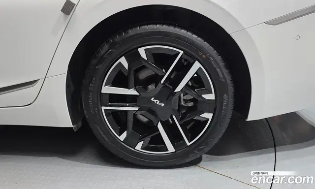 Kia K8 2025 1.6 автомат (гидро), миниатюра 7