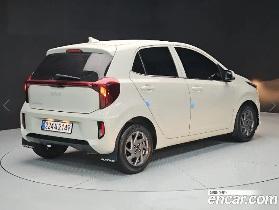 Kia Morning 2023 1.0 автомат (гидро), фото 4