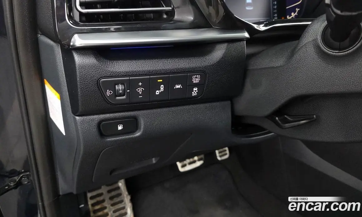 Kia Niro 2021 1.6 автомат (гидро), фото 24