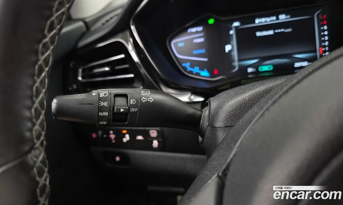 Kia Niro 2021 1.6 автомат (гидро), фото 28