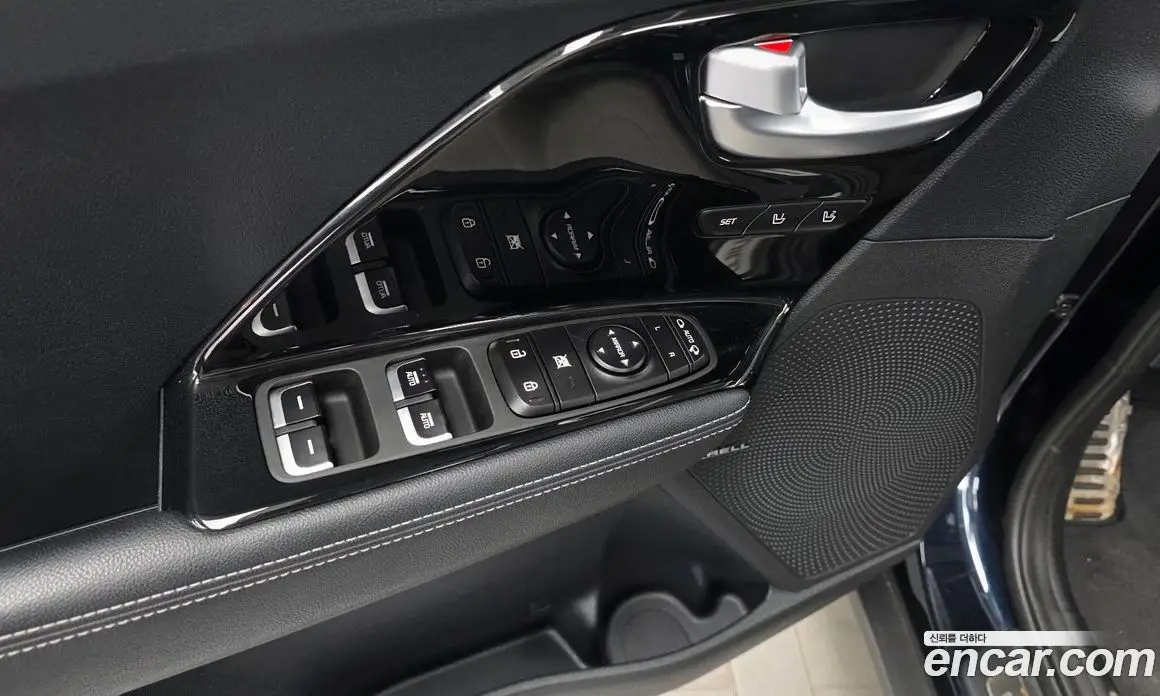 Kia Niro 2021 1.6 автомат (гидро), фото 30
