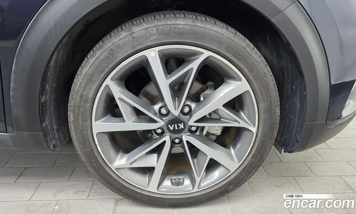 Kia Niro 2021 1.6 автомат (гидро), фото 7