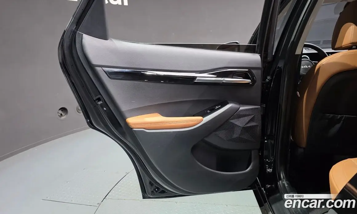 Kia Seltos 2024 1.6 автомат (гидро), фото 15 Kia Seltos 2024 1.6 автомат (гидро), фото 15