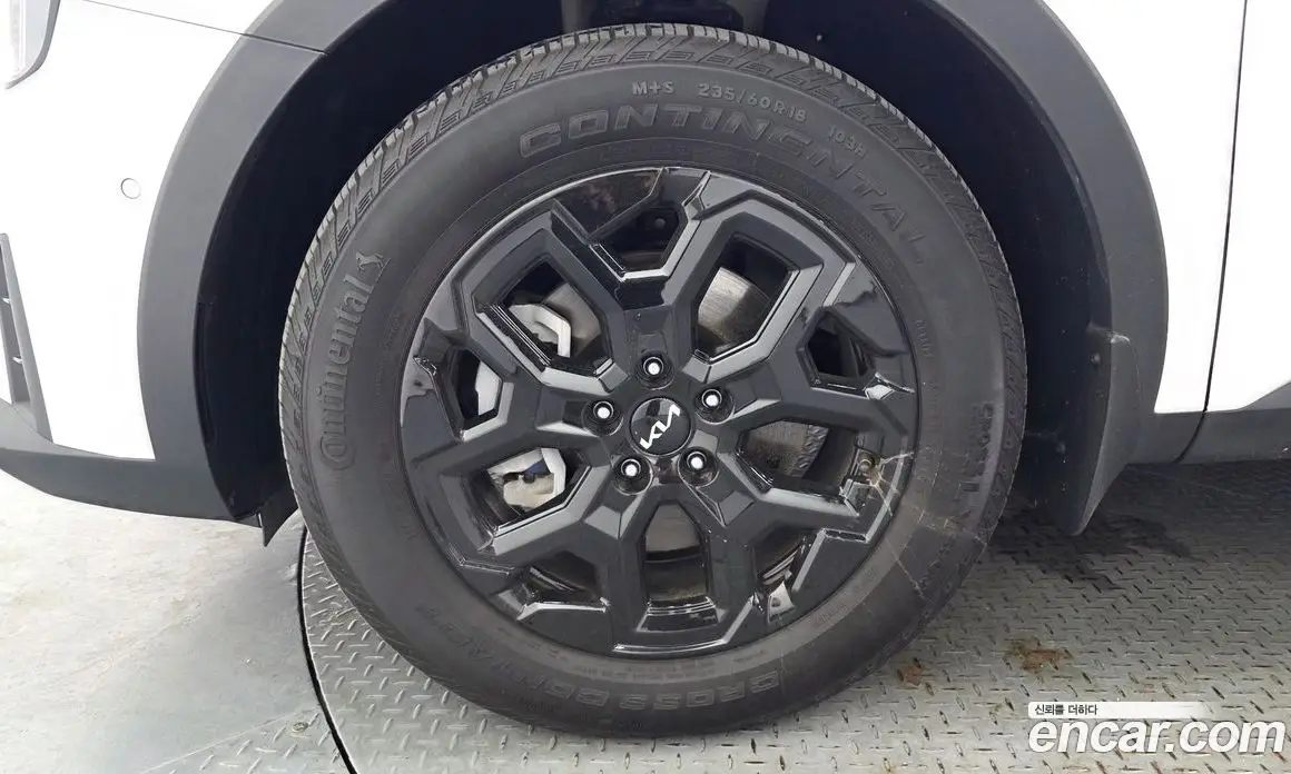 Kia Sorento 2023 1.6 автомат (гидро), фото 5
