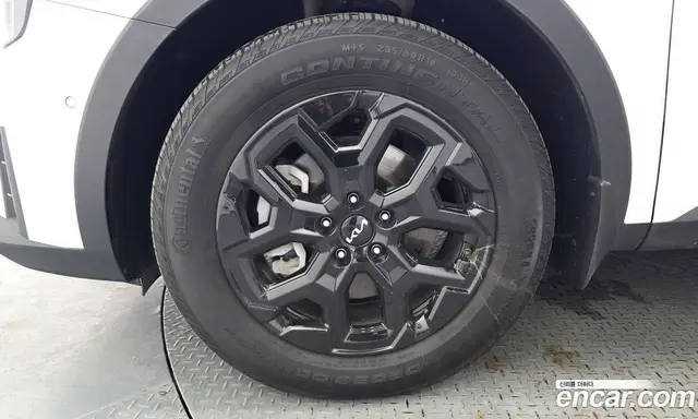 Kia Sorento 2023 1.6 автомат (гидро), миниатюра 5