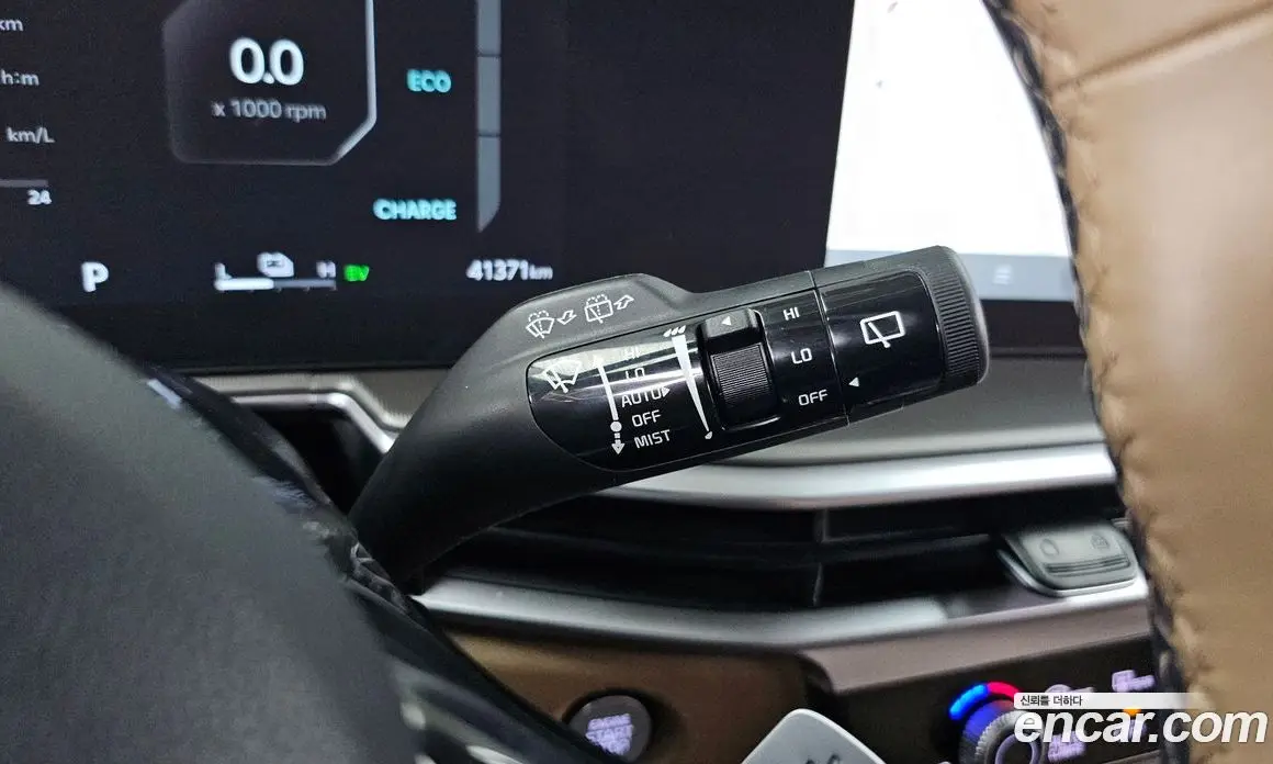 Kia Sorento 2023 1.6 автомат (гидро), фото 18 Kia Sorento 2023 1.6 автомат (гидро), фото 18