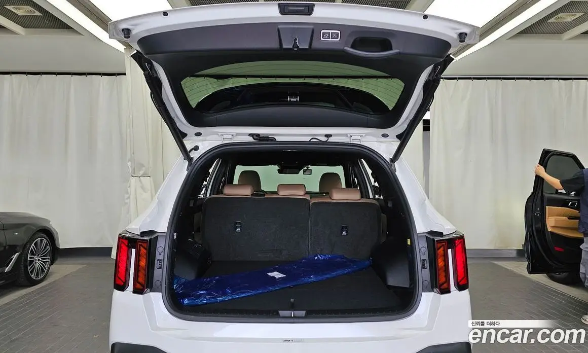 Kia Sorento 2023 1.6 автомат (гидро), фото 20 Kia Sorento 2023 1.6 автомат (гидро), фото 20