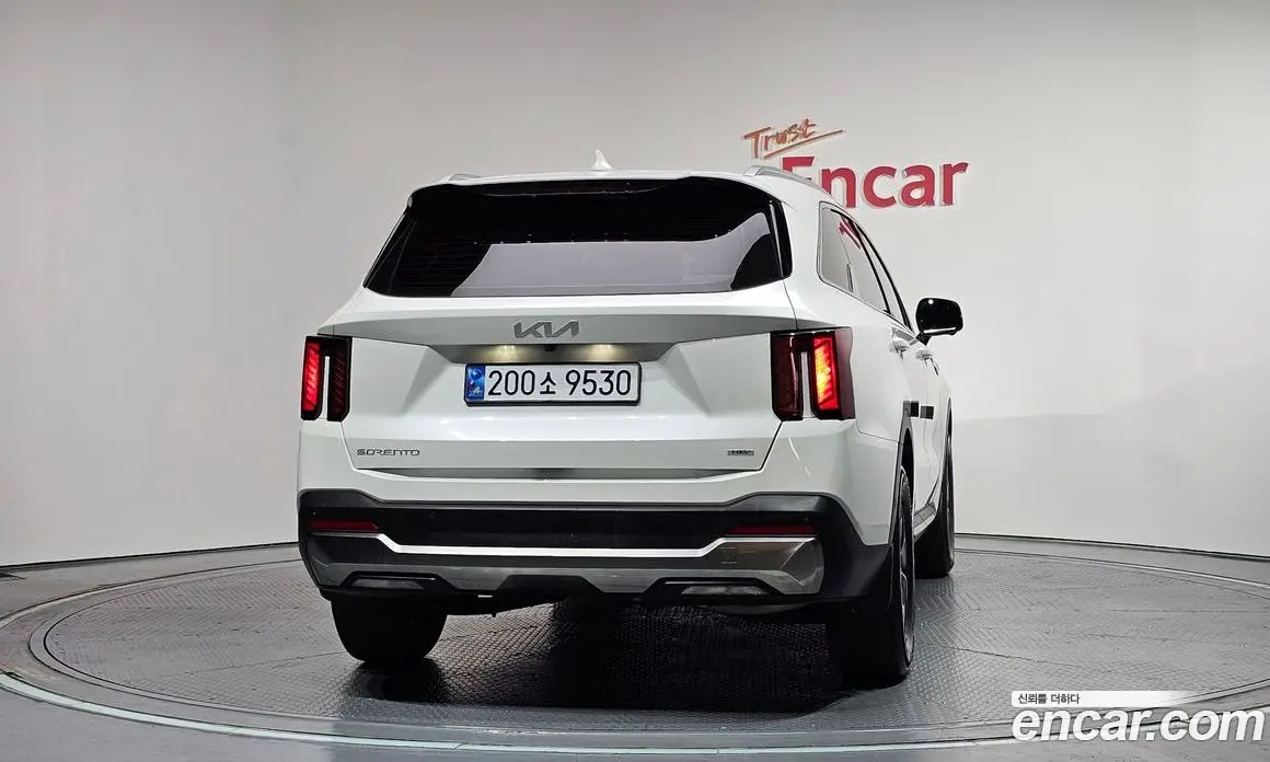 Kia Sorento 2023 1.6 автомат (гидро), фото 4 Kia Sorento 2023 1.6 автомат (гидро), фото 4
