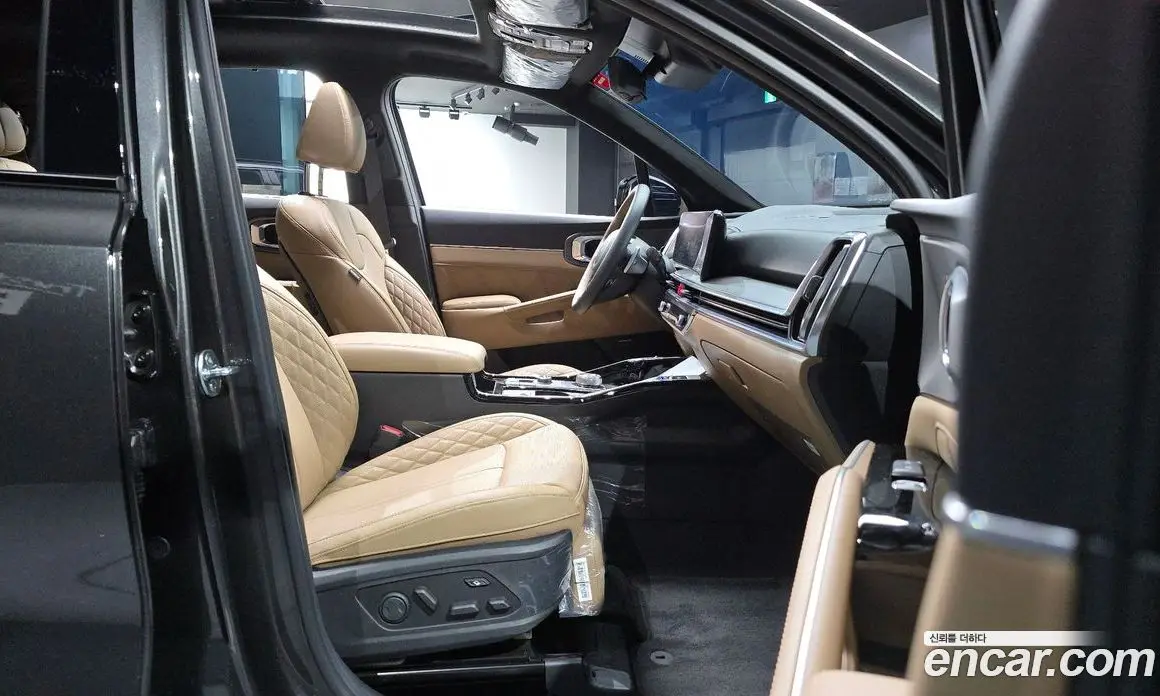 Kia Sorento 2024 1.6 автомат (гидро), фото 16 Kia Sorento 2024 1.6 автомат (гидро), фото 16