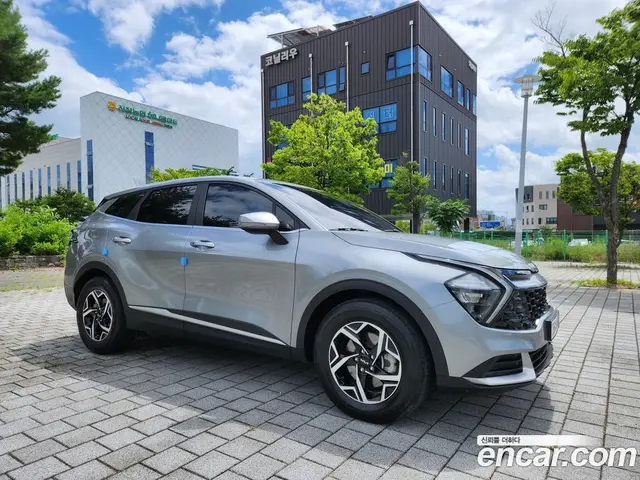 Kia Sportage 2023 2.0 автомат (гидро), миниатюра 6 Kia Sportage 2023 2.0 автомат (гидро), миниатюра 6
