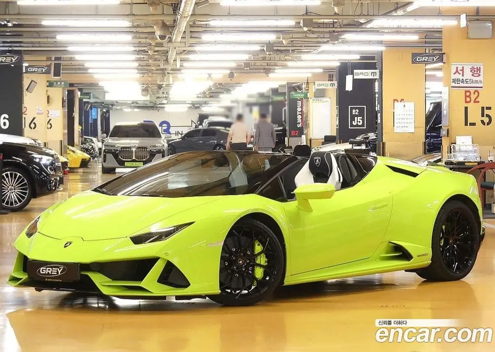 Lamborghini Huracan 2022 5.2 автомат (гидро), фото 2 Lamborghini Huracan 2022 5.2 автомат (гидро), фото 2