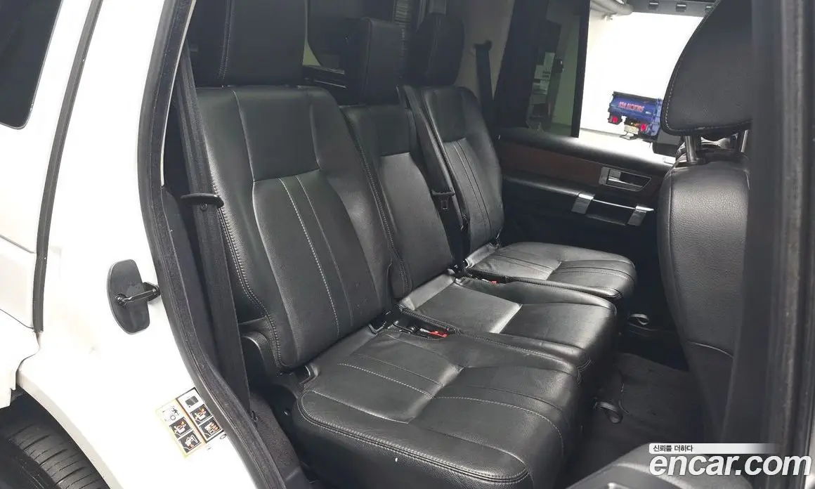 Land Rover Discovery 2013 3.0 автомат (гидро), фото 11 Land Rover Discovery 2013 3.0 автомат (гидро), фото 11