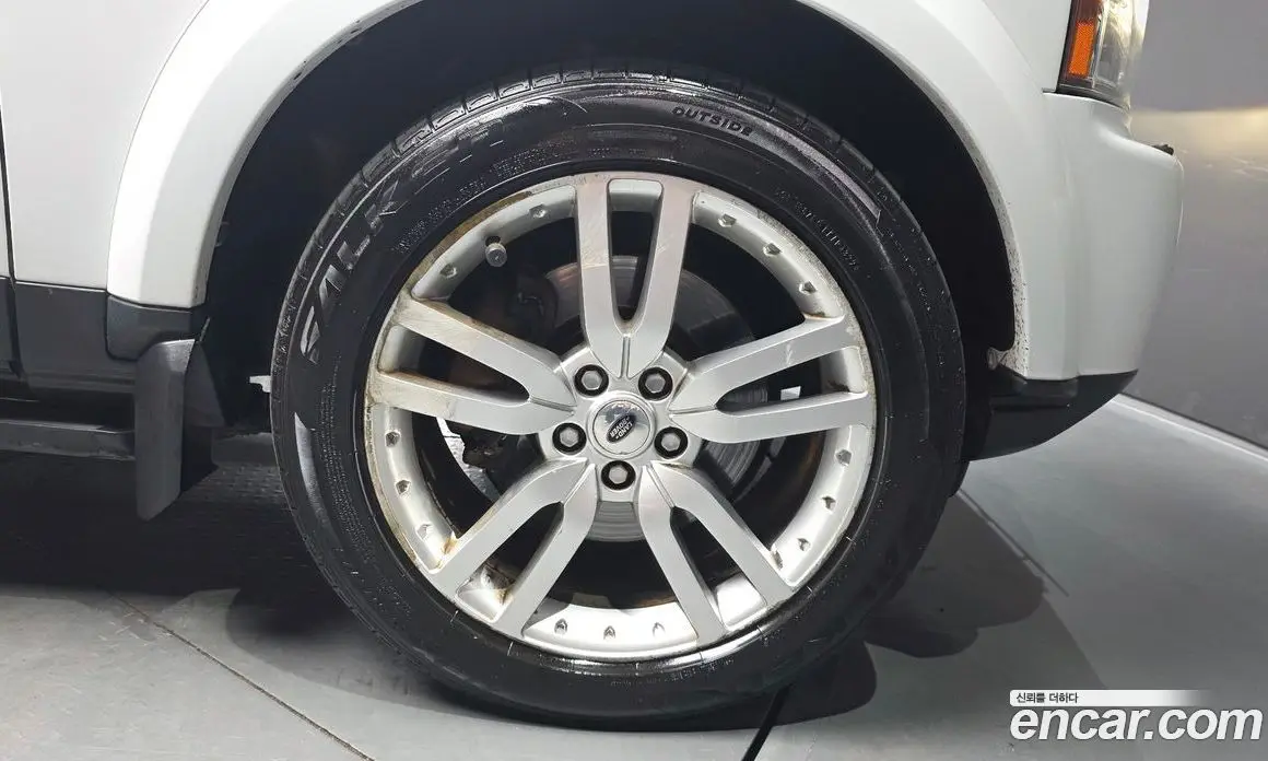 Land Rover Discovery 2013 3.0 автомат (гидро), фото 5 Land Rover Discovery 2013 3.0 автомат (гидро), фото 5